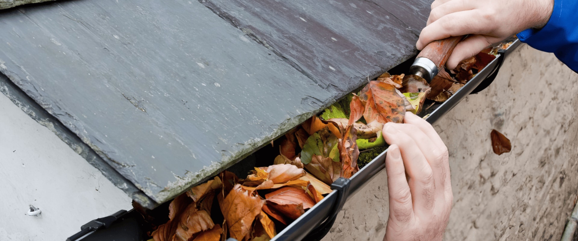 Gutter Cleaning and Maintenance: Protecting Your Roof and Insulation